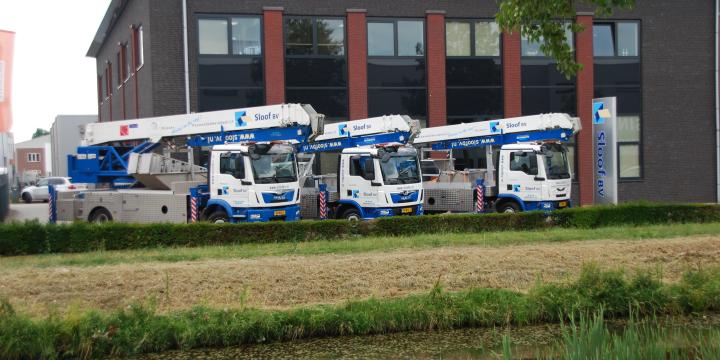 2 nieuwe kranen voor Dakmeester Sloof uit Rijssen