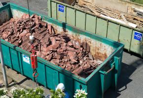 Dakpannen krijgen een tweede leven: Dakmeesters versnellen circulaire innovatie